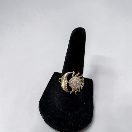 10K gold ring size 7
