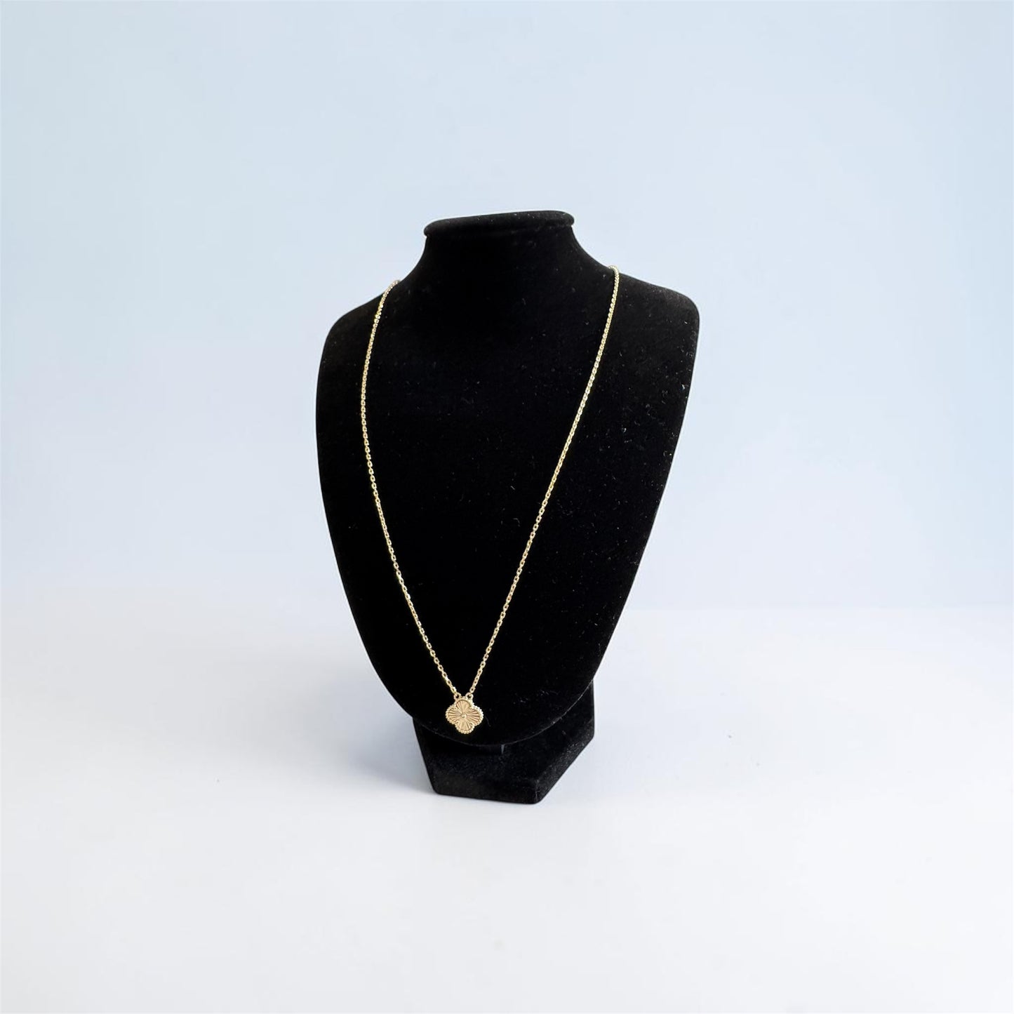 10K necklace 18” with gold clover pendant