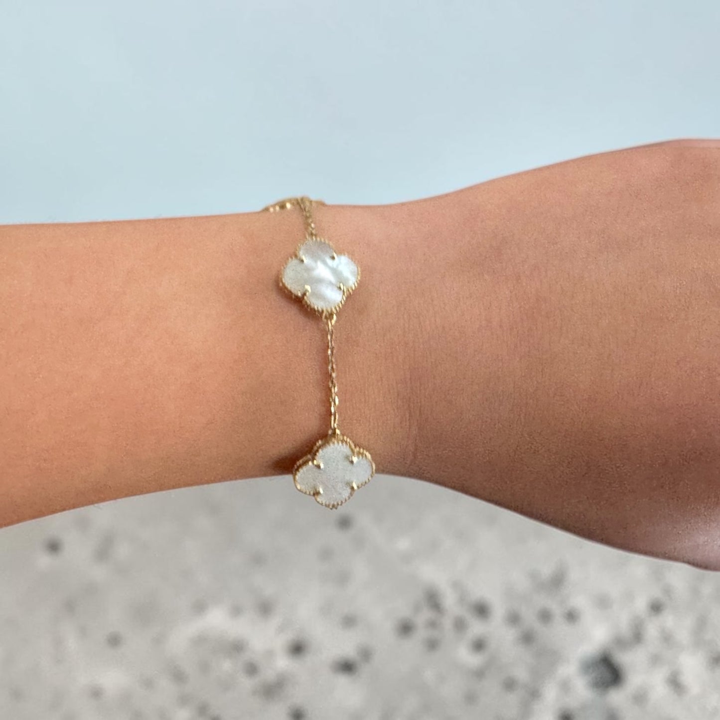 10k clover pearl bracelet