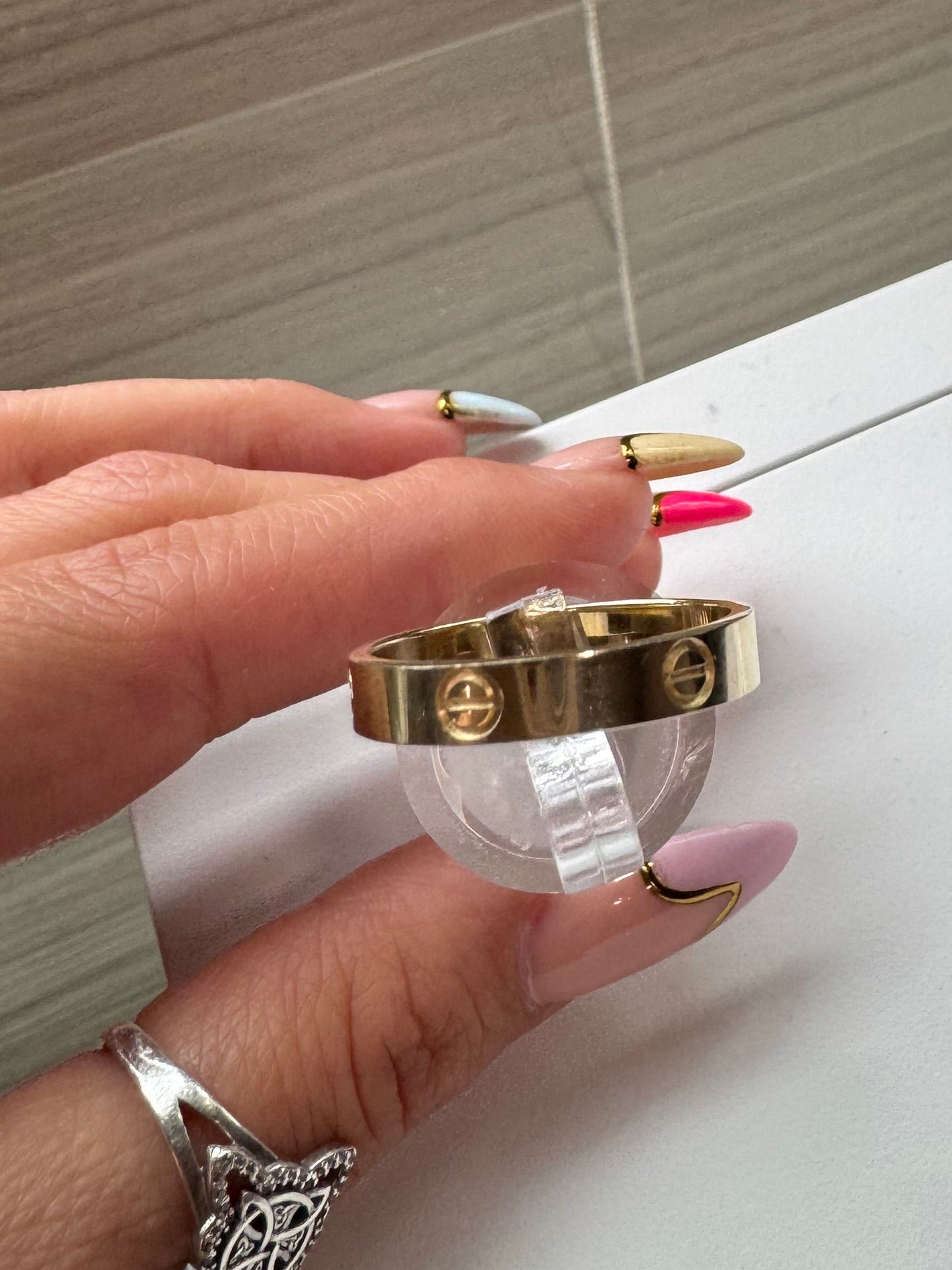10K GOLD RING SIZE 9.5